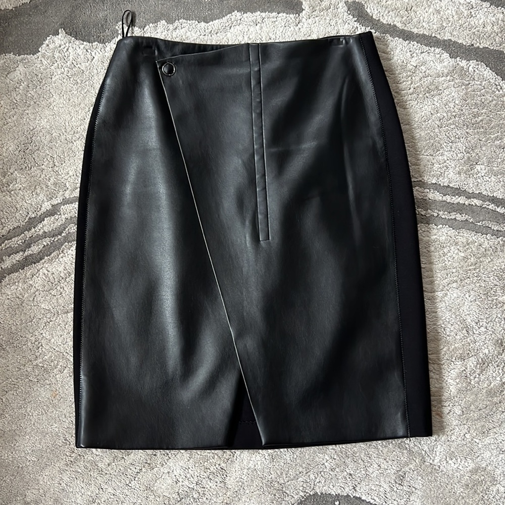 Elie Tahari Jade Faux Leather Wrap Skirt - Picture 8 of 11